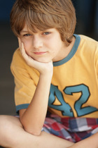 Ty Simpkins : ty-simpkins-1396976505.jpg