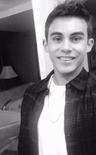 Tyler Alvarez : tyler-alvarez-1426435202.jpg