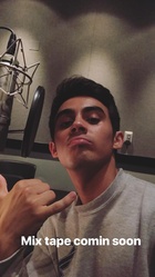 Tyler Alvarez : tyler-alvarez-1526663162.jpg