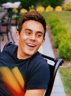 Tyler Alvarez : tyler-alvarez-1596741122.jpg