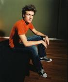 Tyler Hilton : 0804tylerhiltone.jpg