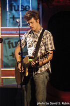 Tyler Hilton : tylerhilton1061605.jpg