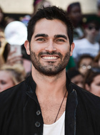 Tyler Hoechlin : tyler-hoechlin-1425929995.jpg