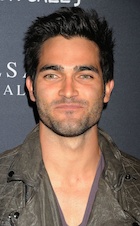 Tyler Hoechlin : tyler-hoechlin-1496518913.jpg