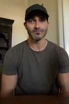 Tyler Hoechlin : tyler-hoechlin-1587081657.jpg