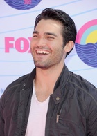 Tyler Hoechlin : tyler-hoechlin-1613845706.jpg