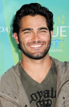 Tyler Hoechlin : tyler-hoechlin-1616957830.jpg