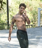 Tyler Posey : tyler-posey-1480031337.jpg