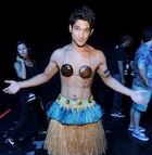 Tyler Posey : tyler-posey-1480031345.jpg