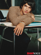 Tyler Posey : tyler_posey_1306274824.jpg