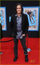 Tyler Blackburn : tylerblackburn_1304088218.jpg