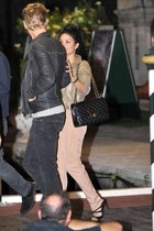 Vanessa Anne Hudgens : TI4U1386280255.jpg