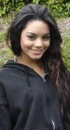 Vanessa Anne Hudgens : TI4U_u1148934015.jpg