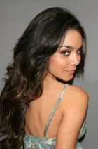 Vanessa Anne Hudgens : TI4U_u1148934415.jpg