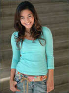 Vanessa Anne Hudgens : TI4U_u1152563712.jpg