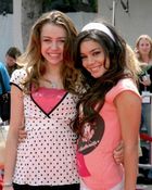 Vanessa Anne Hudgens : TI4U_u1152736317.jpg