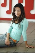 Vanessa Anne Hudgens : TI4U_u1153244354.jpg