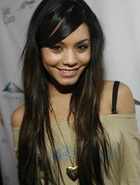 Vanessa Anne Hudgens : TI4U_u1154881713.jpg