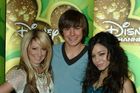 Vanessa Anne Hudgens : TI4U_u1156023289.jpg