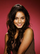 Vanessa Anne Hudgens : TI4U_u1159032895.jpg