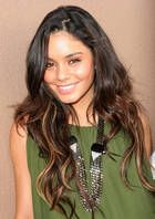 Vanessa Anne Hudgens : TI4U_u1159981047.jpg