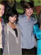 Vanessa Anne Hudgens : TI4U_u1188492312.jpg