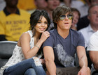 Vanessa Anne Hudgens : TI4U_u1241273128.jpg