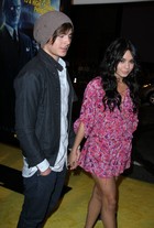 Vanessa Anne Hudgens : TI4U_u1261173554.jpg