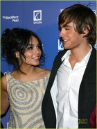 Vanessa Anne Hudgens : TI4U_u1261173562.jpg