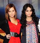 Vanessa Anne Hudgens : TI4U_u1266173284.jpg