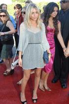 Vanessa Anne Hudgens : TI4U_u1266451636.jpg