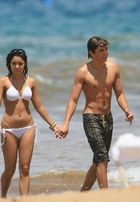 Vanessa Anne Hudgens : TI4U_u1281622328.jpg