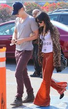 Vanessa Anne Hudgens : vanessa-anne-hudgens-1326052466.jpg