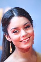 Vanessa Anne Hudgens : vanessa-anne-hudgens-1327296476.jpg