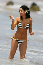 Vanessa Anne Hudgens : vanessa-anne-hudgens-1333212545.jpg