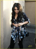 Vanessa Anne Hudgens : vanessa-anne-hudgens-1335155393.jpg