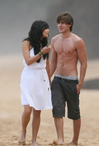 Vanessa Anne Hudgens : vanessa-anne-hudgens-1359649424.jpg