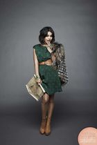 Vanessa Anne Hudgens : vanessa-anne-hudgens-1373061694.jpg