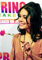 Vanessa Anne Hudgens : vanessa-anne-hudgens-1379353897.jpg