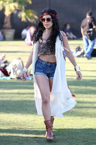 Vanessa Anne Hudgens : vanessa-anne-hudgens-1396540929.jpg