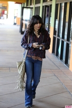 Vanessa Anne Hudgens : vanessa-anne-hudgens-1396540939.jpg