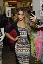 Vanessa Anne Hudgens : vanessa-anne-hudgens-1402509325.jpg