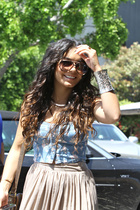 Vanessa Anne Hudgens : vanessa-anne-hudgens-1406133433.jpg