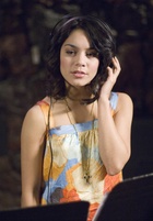 Vanessa Anne Hudgens : vanessa-anne-hudgens-1407853913.jpg