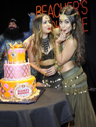 Vanessa Anne Hudgens : vanessa-anne-hudgens-1407947019.jpg