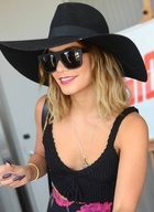 Vanessa Anne Hudgens : vanessa-anne-hudgens-1408806849.jpg