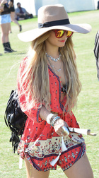 Vanessa Anne Hudgens : vanessa-anne-hudgens-1410795382.jpg