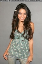 Vanessa Anne Hudgens : vanessa_anne_hudgens_1183995838.jpg