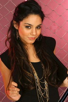 Vanessa Anne Hudgens : vanessa_anne_hudgens_1186616188.jpg