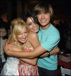 Vanessa Anne Hudgens : vanessa_anne_hudgens_1190498642.jpg